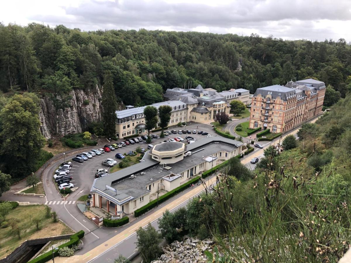 Bed and Breakfast Manoir De La Prise Tarot Bagnoles de l'Orne Normandie Exterior foto