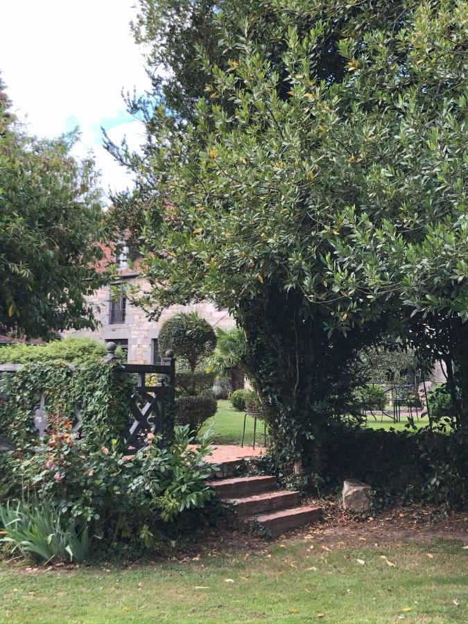 Bed and Breakfast Manoir De La Prise Tarot Bagnoles de l'Orne Normandie Exterior foto
